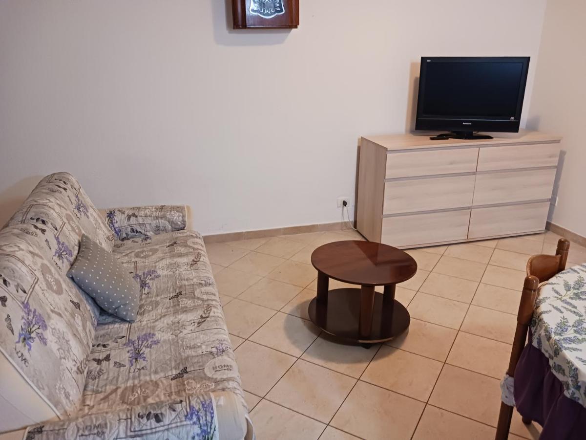 Nora Casa Vacanze/Bed And Breakfast Пула Екстериор снимка